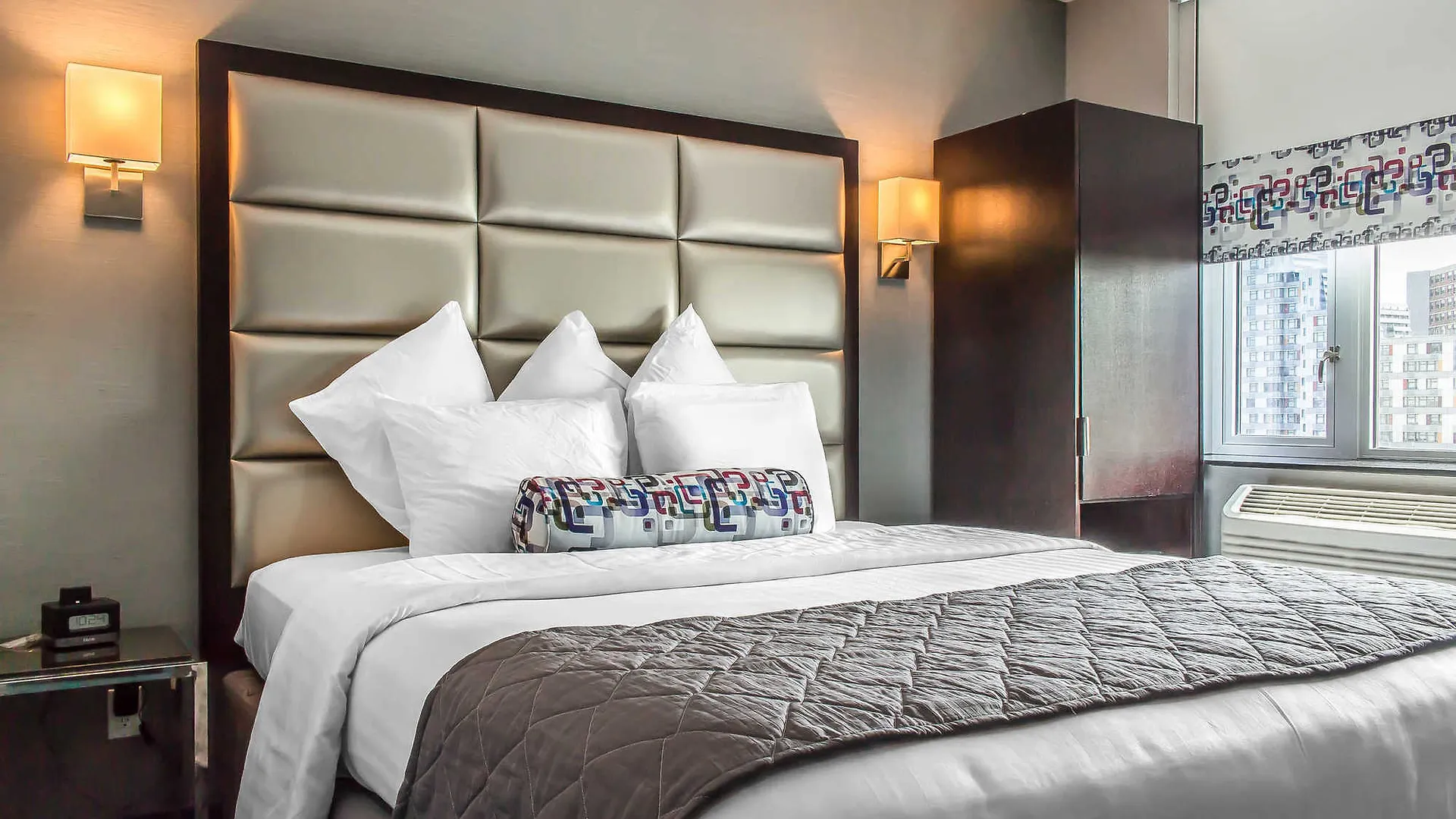 ניו יורק Umbrella Hotel Bronx