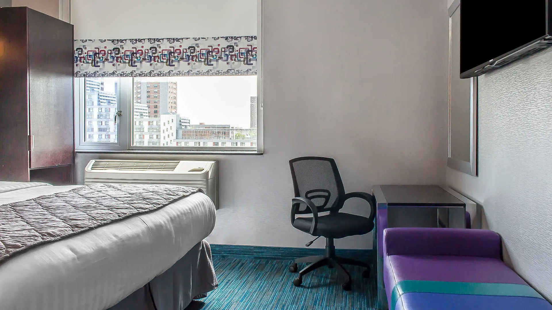 ניו יורק Umbrella Hotel Bronx